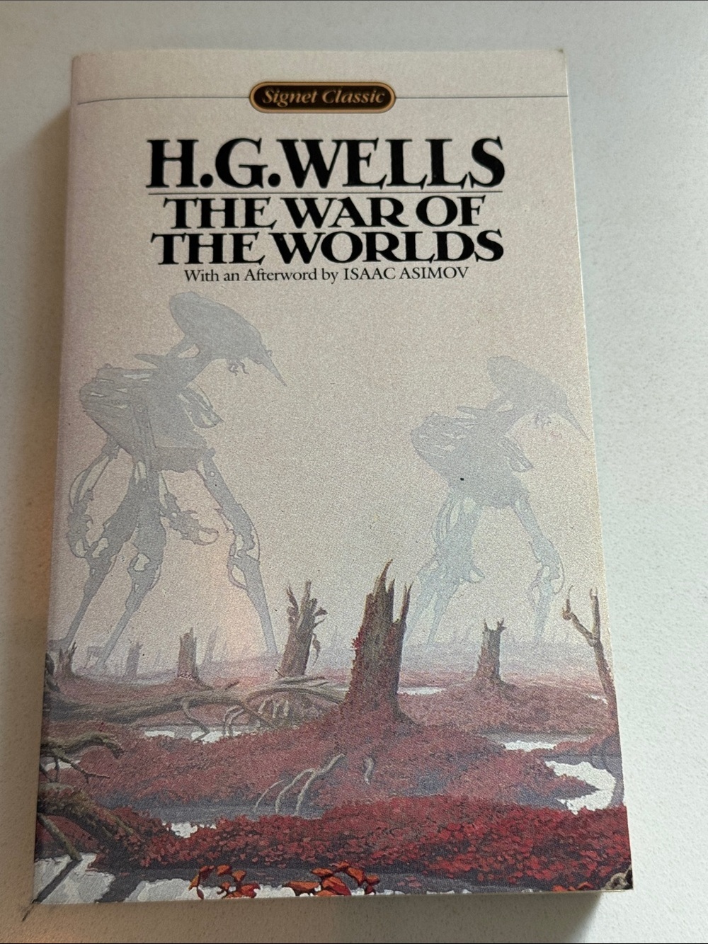 H.G. Wells The War of the Worlds Paperback - vintage 1986 signet edition